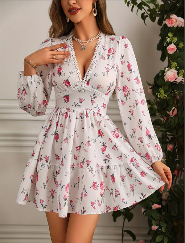 Vestido mini floral com decote em V para mulher, mangas longas e saia com volantes