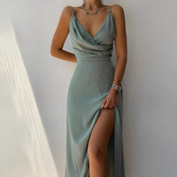 Aina - Vestido longo com fenda na lateral