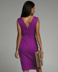 Fresia | Vestido de Mulher justo com decote em V e fenda