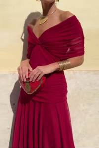 Vestido Elegante com Decote em V