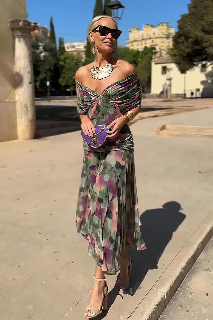 Vestido Elegante com Decote em V