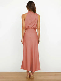 Marina | Vestido com decote americano