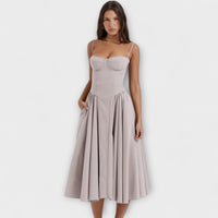 Rosalie - vestido elegante com corpete sem mangas