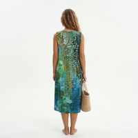 Vitória | Vestido Midi Estampado sem Mangas – Frescura e Estilo