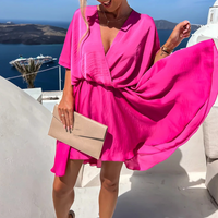 Vestido mini drapeado com decote em V e mangas curtas soltas para mulher