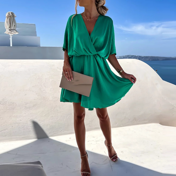 Vestido mini drapeado com decote em V e mangas curtas soltas para mulher