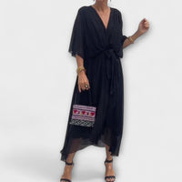 Amoura - vestidos de chiffon com decote em V