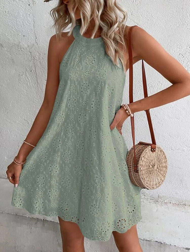 Vestido curto sem mangas de corte A para mulher com design floral de ilhós