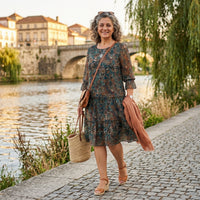 Beatriz - Vestido Midi com Folhos Fluídos