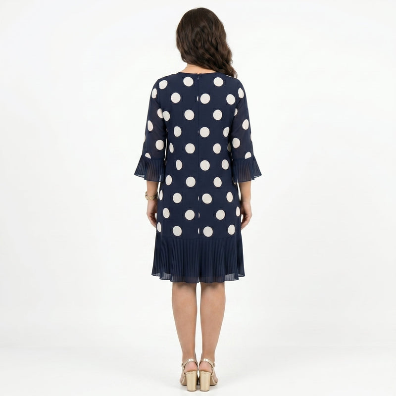 Clara | Vestido Azul Marinho às Bolinhas com Detalhe de Folhos