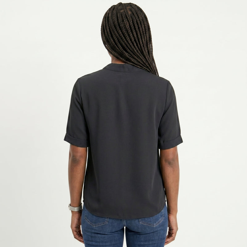 Célia - Blusa Fluida Decote em V