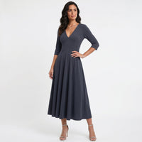 Sofia – Vestido Fluido com Decote em V
